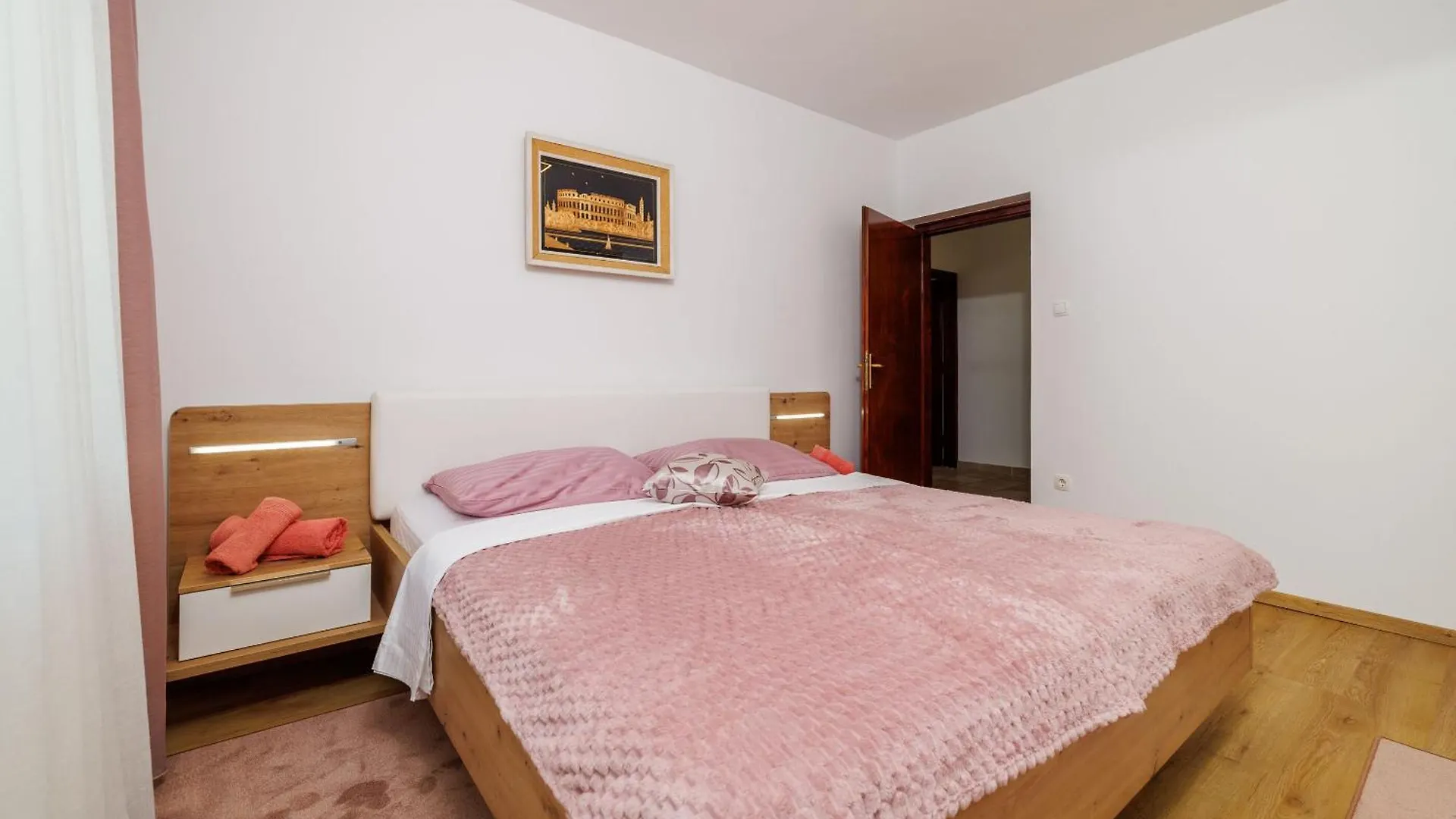 Apartments Iva Crikvenica