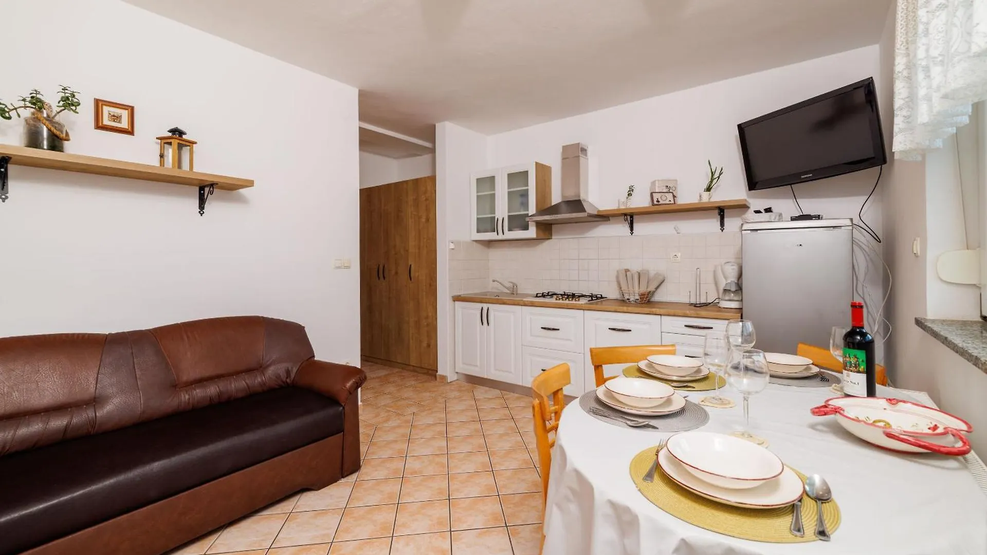Apartments Iva Crikvenica