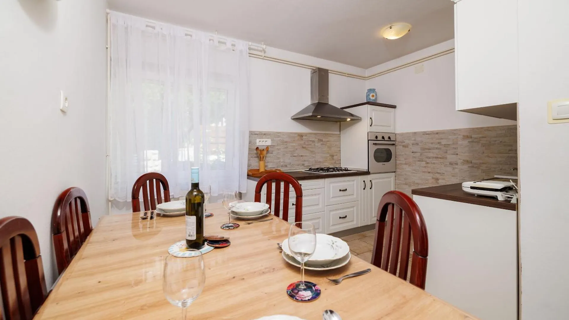 Apartments Iva Crikvenica