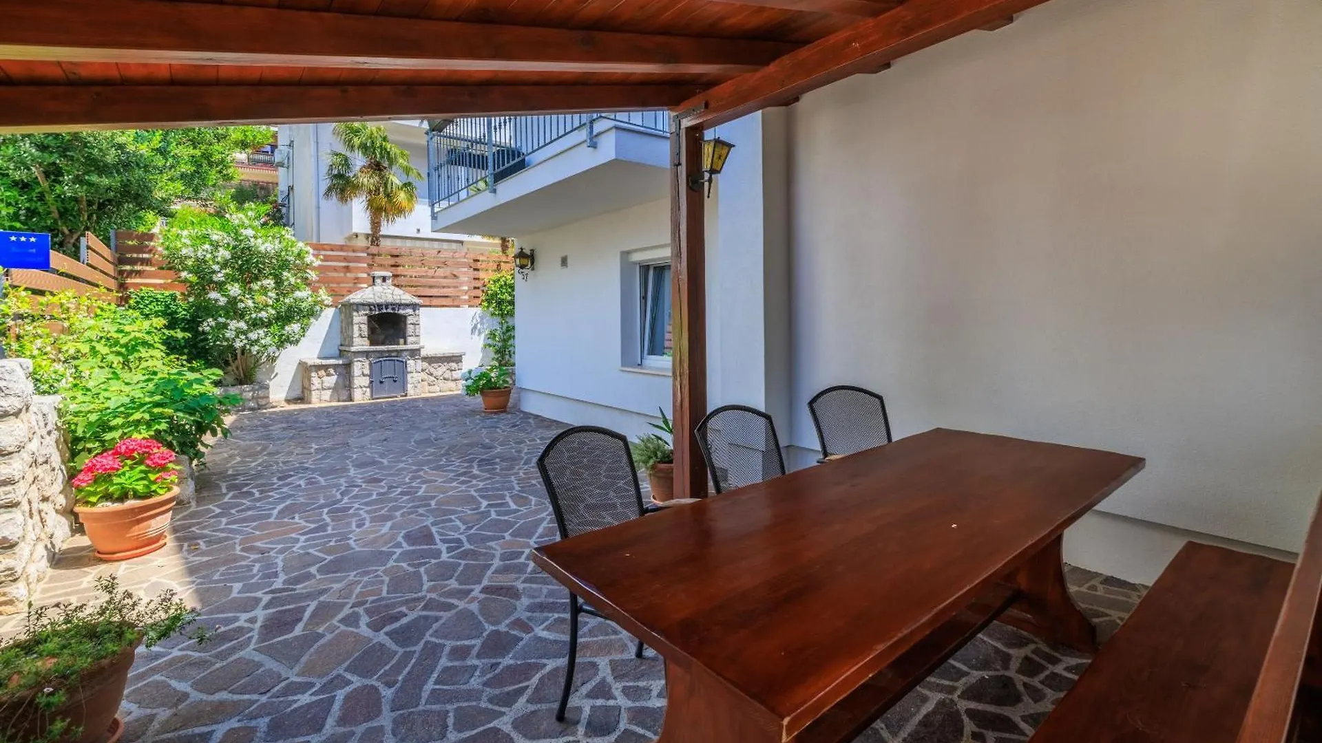 Apartments Iva Crikvenica 0*,